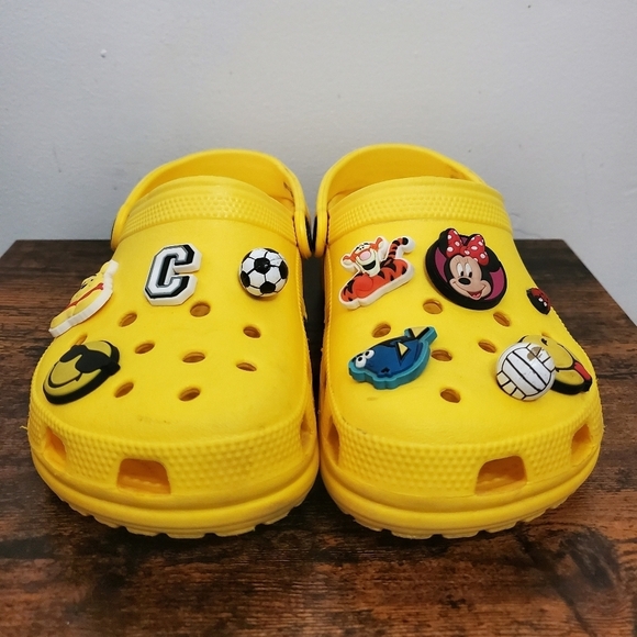 CROCS Classic Yellow Slides Size Womens 4 - Picture 2 of 9